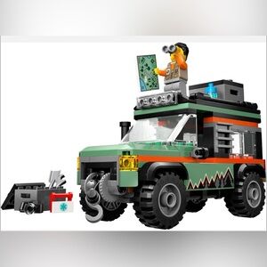 LEGO CIty 60447 Off-Road 4x4 Mountain Truck